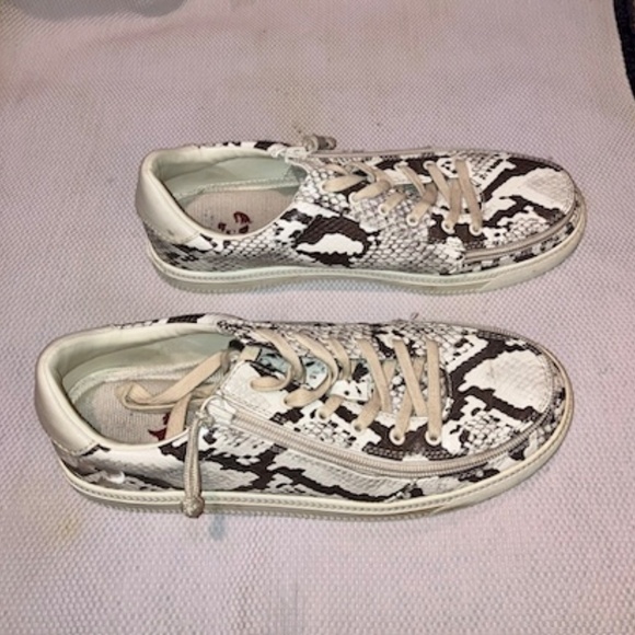 Billy Footwear Women's Snakeskin Classic Lowtop Sneaker - Picture 2 of 5